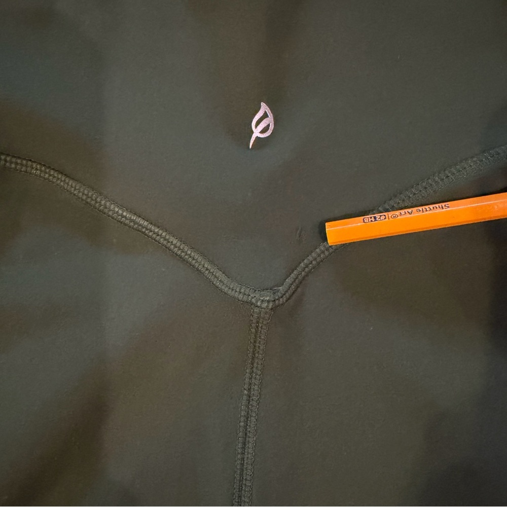 P'tula Pureluxe Sculpt Legging 23” in Hunter Green - Picture 3 of 4
